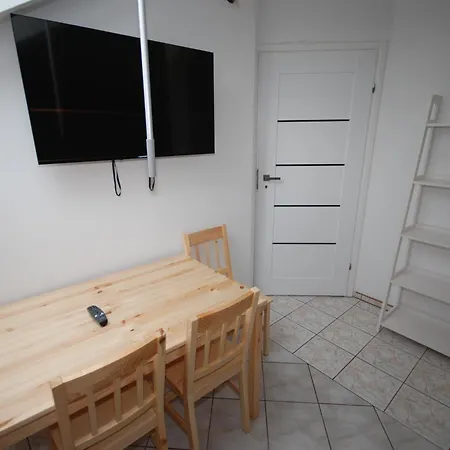 Wedkarska 76 *